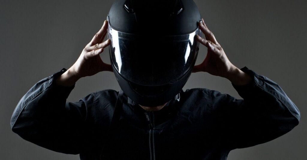 15 Best Cool Motorcycle Helmets for Safe Ride