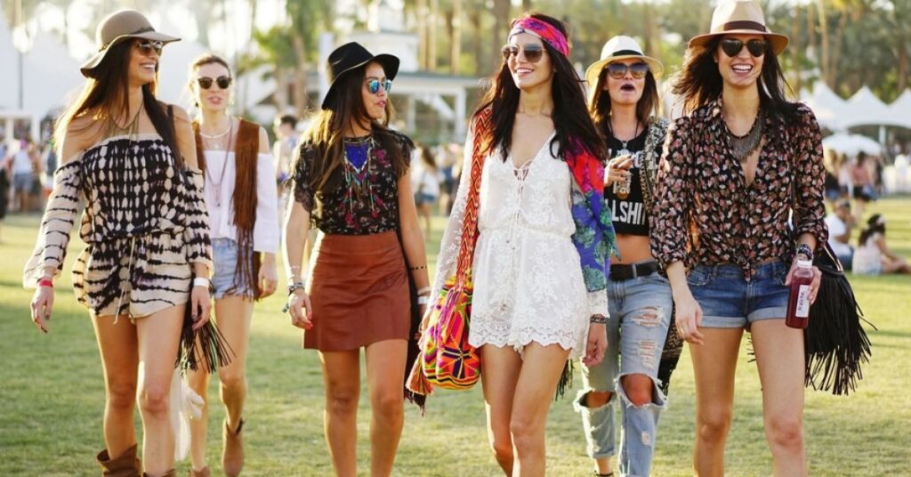 15 Best Coachella Outfit Ideas For Women That Are Stylish
