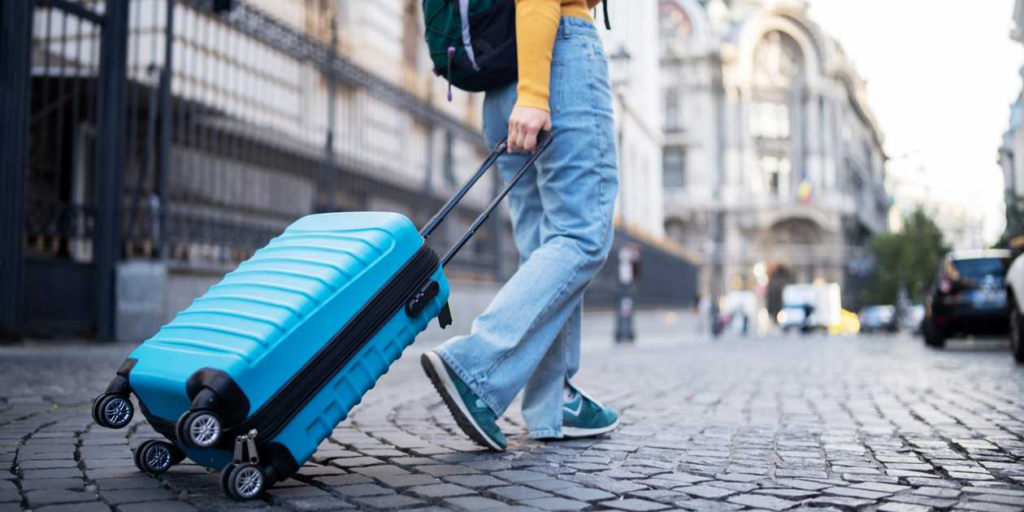 5 Best Quality Carry-On Luggage Reviews for the Savvy Traveler